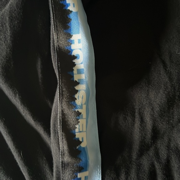 Hollister long sleeve black T-shirt - Picture 5 of 5